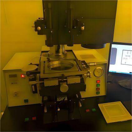 C33-100型4英寸光刻機